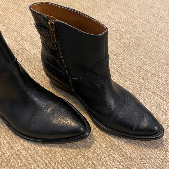 Lucky Brand Women's Caelyn Motorcycle Boot - Picture 10 of 14